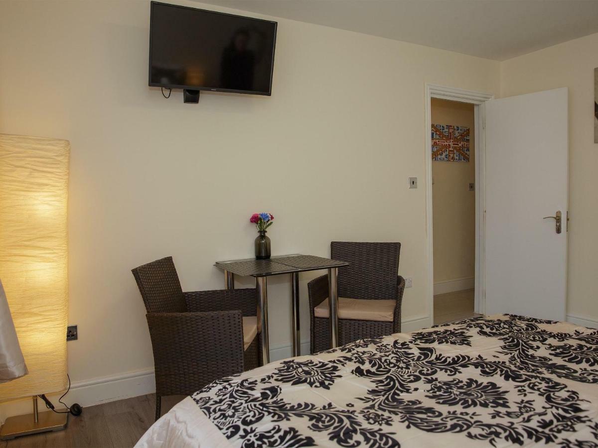 Gooseacre Rooms Харроу Экстерьер фото