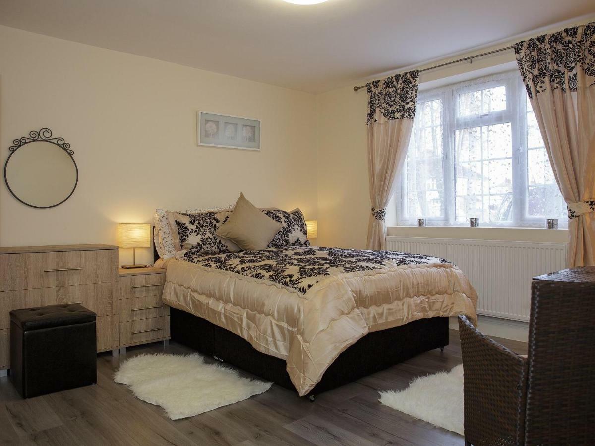 Gooseacre Rooms Харроу Экстерьер фото