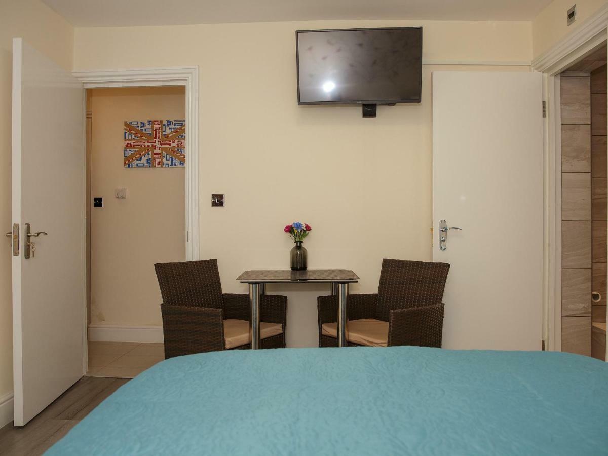 Gooseacre Rooms Харроу Экстерьер фото