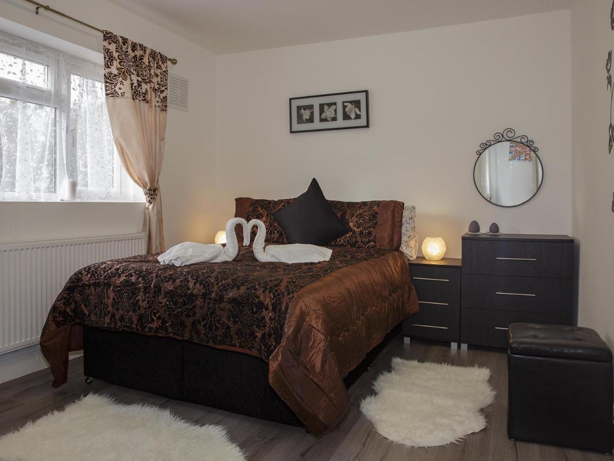 Gooseacre Rooms Харроу Номер фото